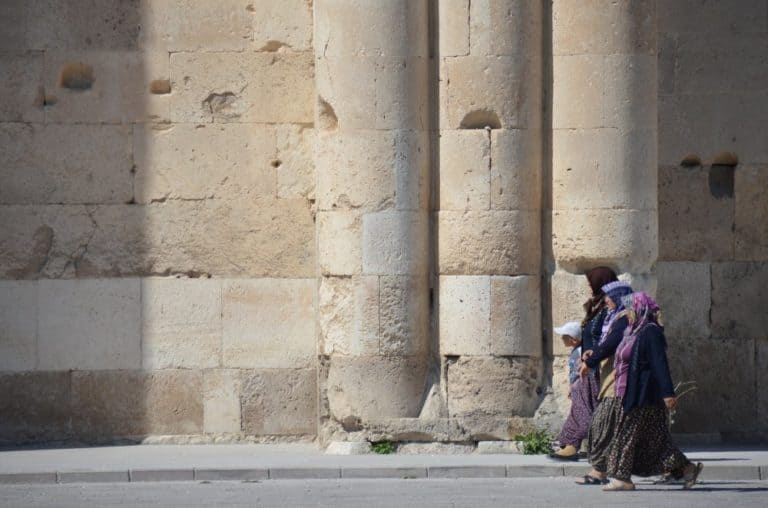 Turkey, Agzikarahan – women walking, Aug.2012
