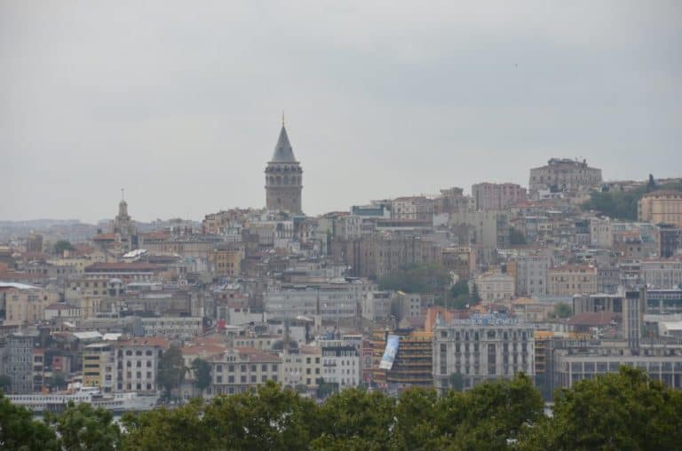 Turkey, Istanbul – view with tower, Aug. 2012 (Estambúl)