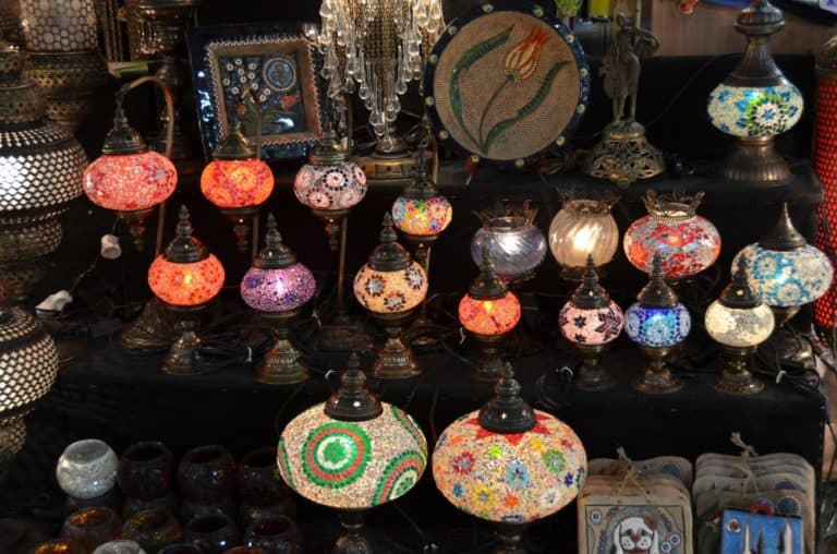 Turkey, Istanbul – lamps, Aug.2012 (Estambúl)