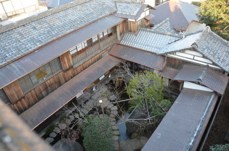 日本、東京、谷中―中庭 2015年1月 (東京)