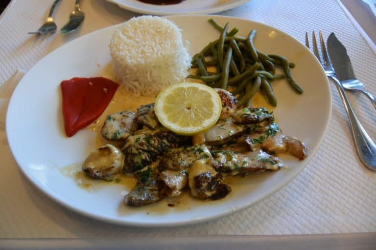 レストラン－ホタテ貝の料理 2016年5月 (ボルドー)