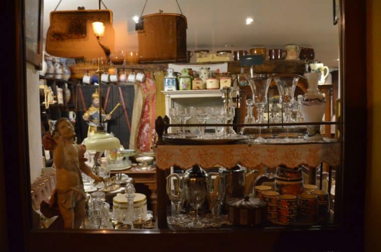 夜の風景ー店 2016年5月 (ブラチスラバ)