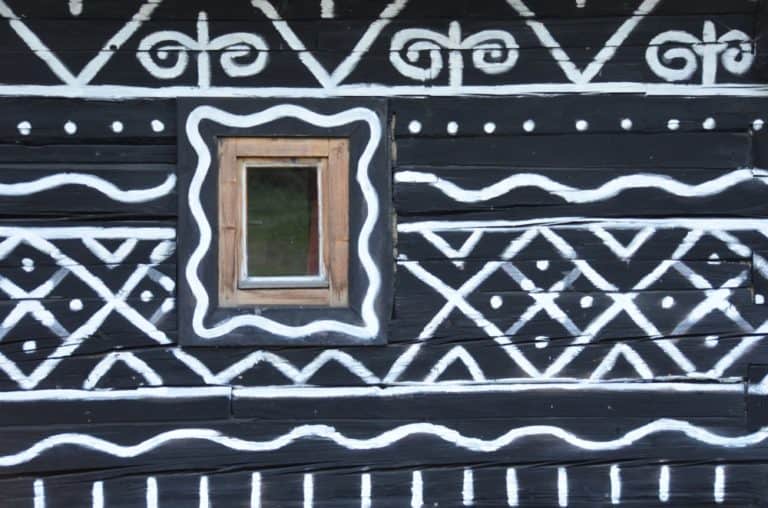 small window, May2016 (Cicmany)