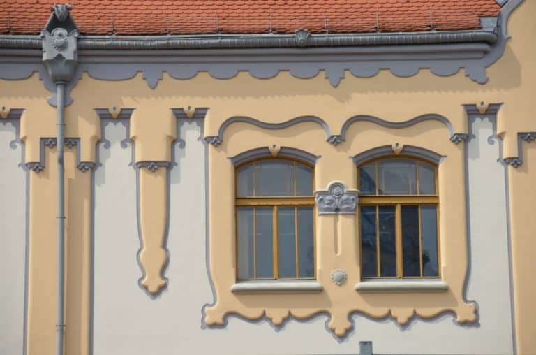 town – decorative windows, May 2016 (Bratislava)