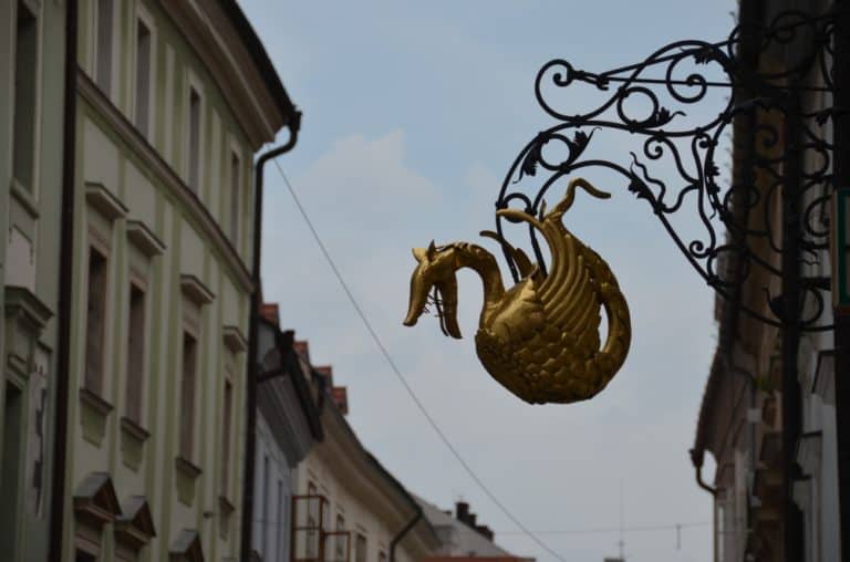 città – insegna, Mag.2016 (Bratislava)