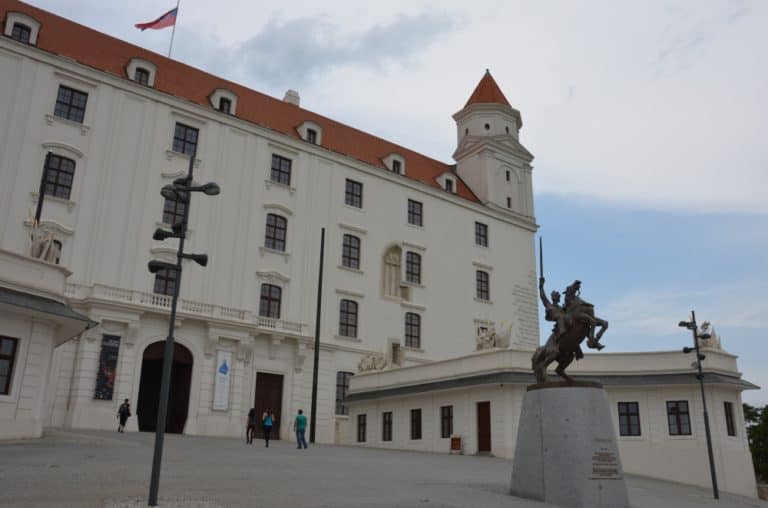 castello – facciata, Mag.2016 (Bratislava)