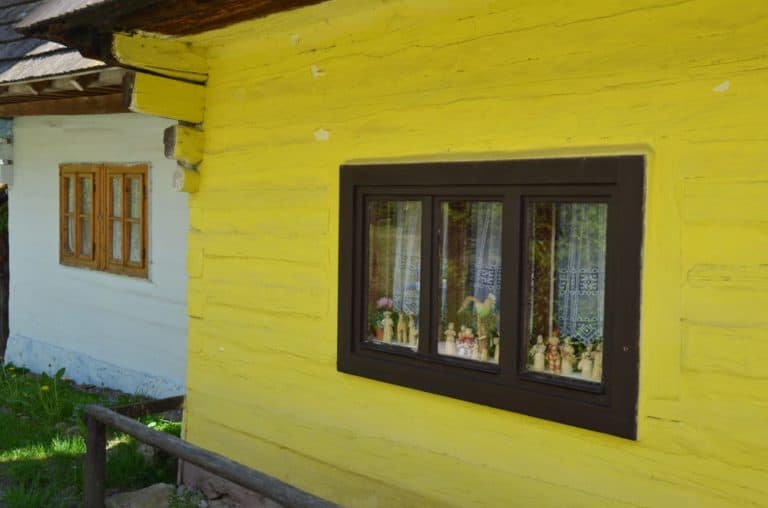 yellow house, May2016 (Vlkolínec)