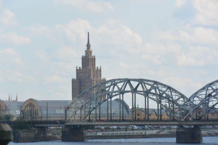 città – ponte e torre, Lug.2016 (Riga)
