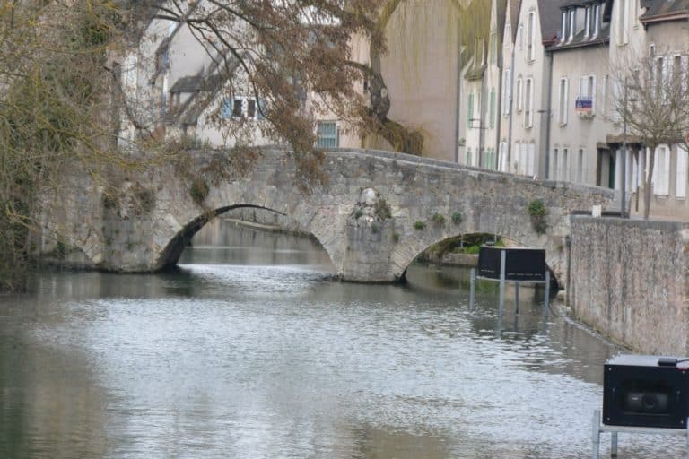 old town – river and bridge, Mar.2015 (Chartres)