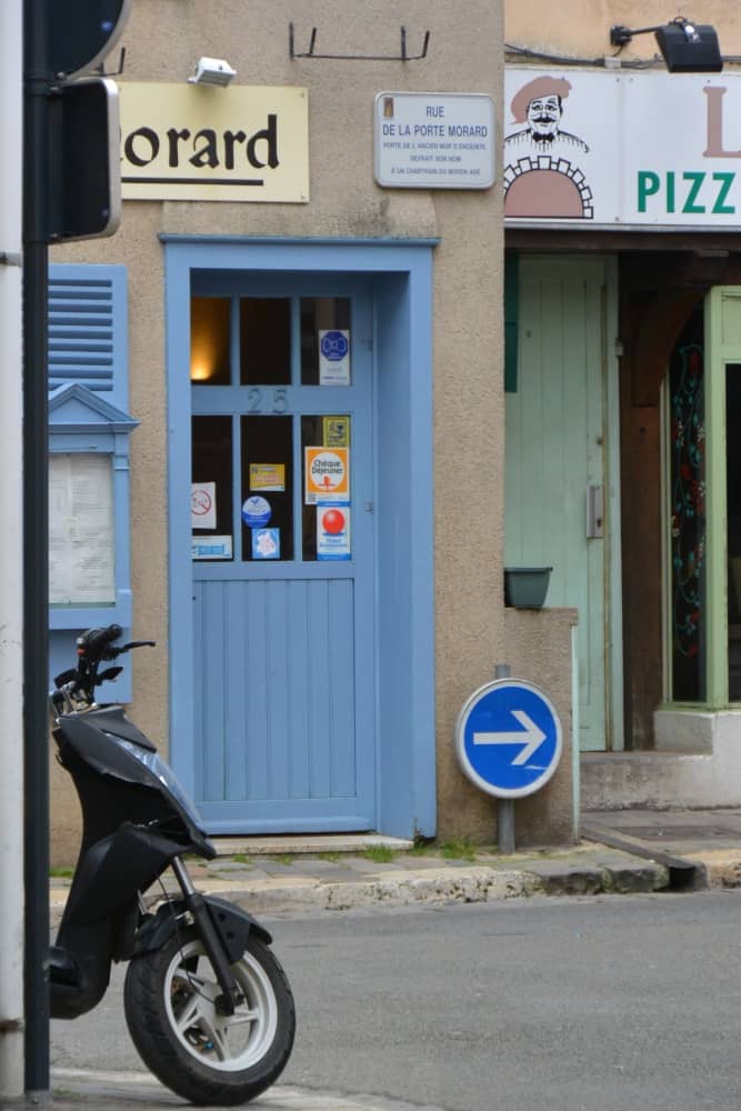 città vecchia – senso unico, Mar.2015 (Chartres)