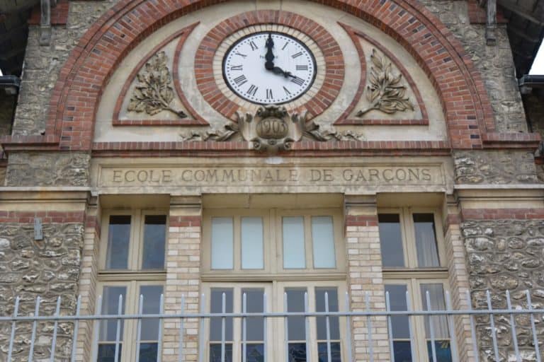 old town – school, Mar.2015 (Chartres)