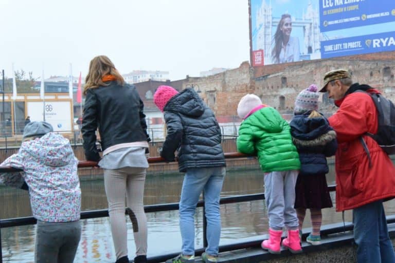 along the river – children, Oct.2015 (Gdansk)