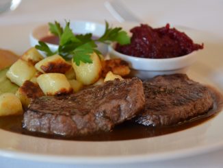 Poland, Warsaw - Rozana restaurant, meat, Aug.2016