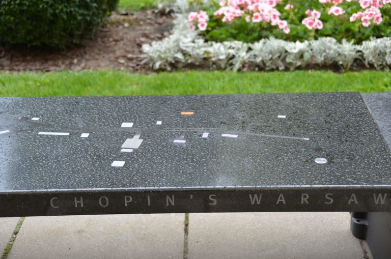 Poland, Warsaw – Chopin bench, Aug.2016 (Warsaw)