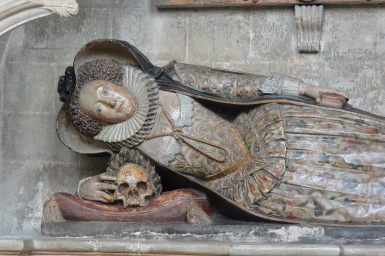 England, Exeter – cathedral, with the skull, Aug.2016 (Exeter)