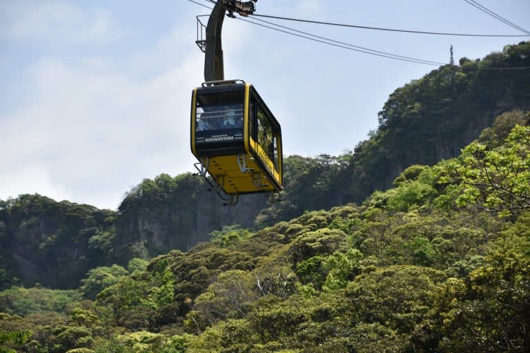 鋸山へ