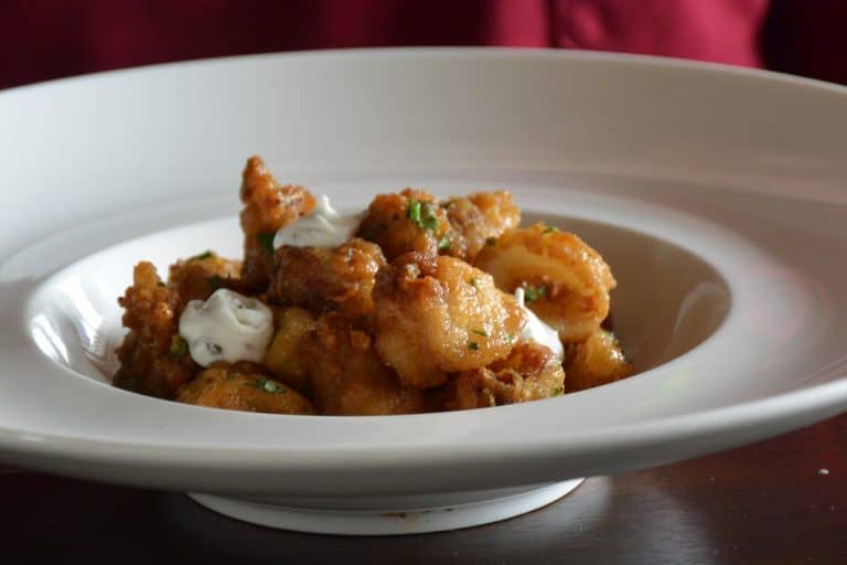 England, Topsham – restaurant, squid dish, Aug.2016 (Topsham)