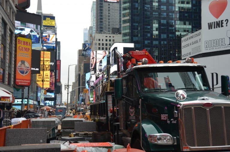 New York, Times Square – truck, Sept.2016 (Nueva York)
