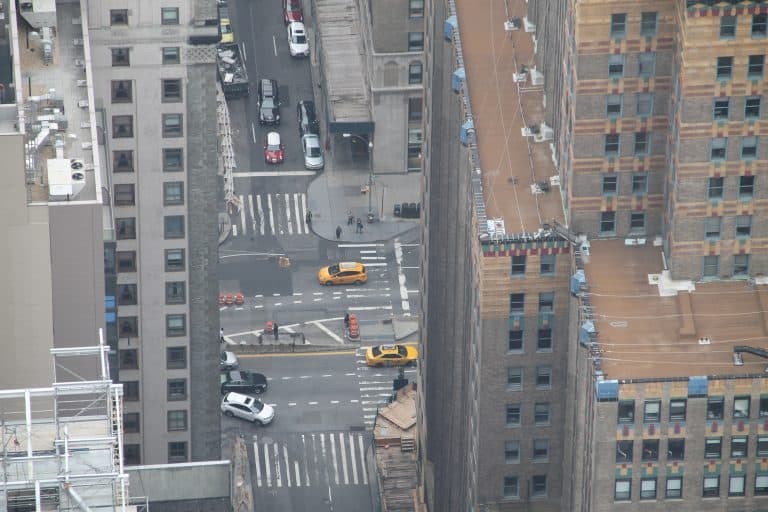 New York, Empire State Building – between buildings, Sept.2016 (Nueva York)