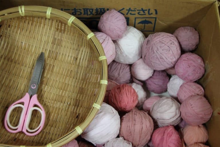 Sado Island, Aikawa – Sakiori Weaving, pink, Aug.2016 (Sado Island)