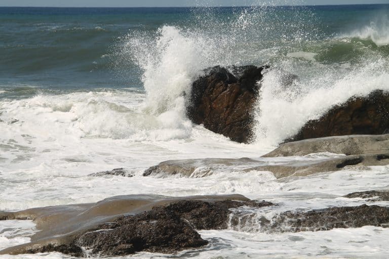 Sado Island – spray, Aug.2016 (Sado Island)