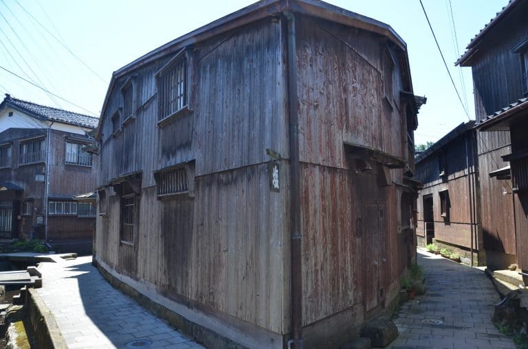 Sado Island, Shukunegi – triangular house, Aug.2016 (Sado Island)