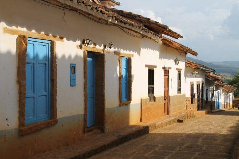 Barichara – blue door, Dec.2016 (Barichara)