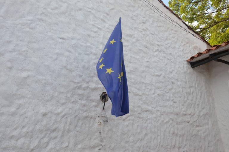 Barichara, restaurant – EU flag, Dec.2016 (Barichara)