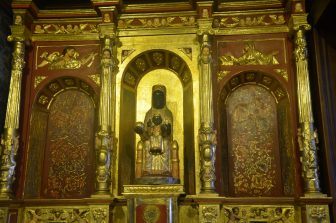 Interno chiesa di Bogota'