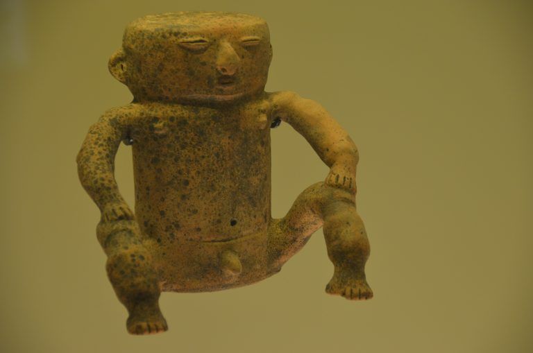 Bogota, Gold Museum – male figure, Dec.2016 (Bogotá)
