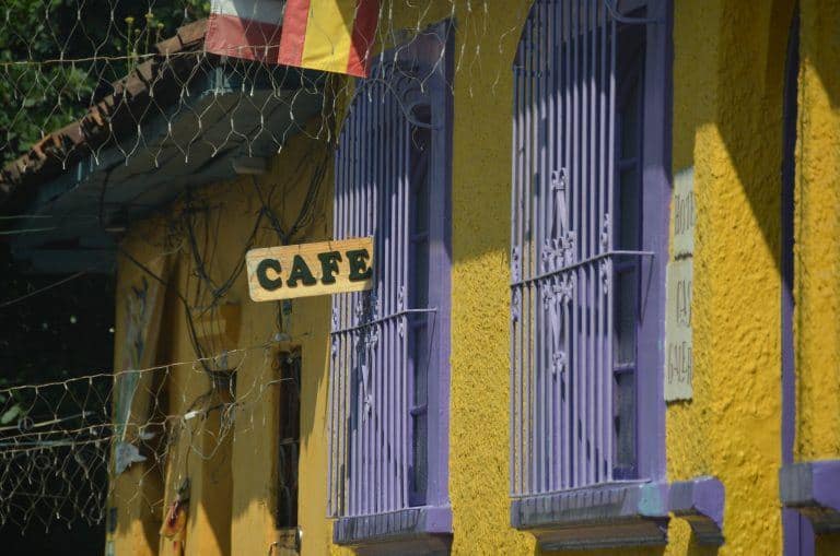 Bogota, La Candelaria – cafe, Dec.2016 (Bogota)