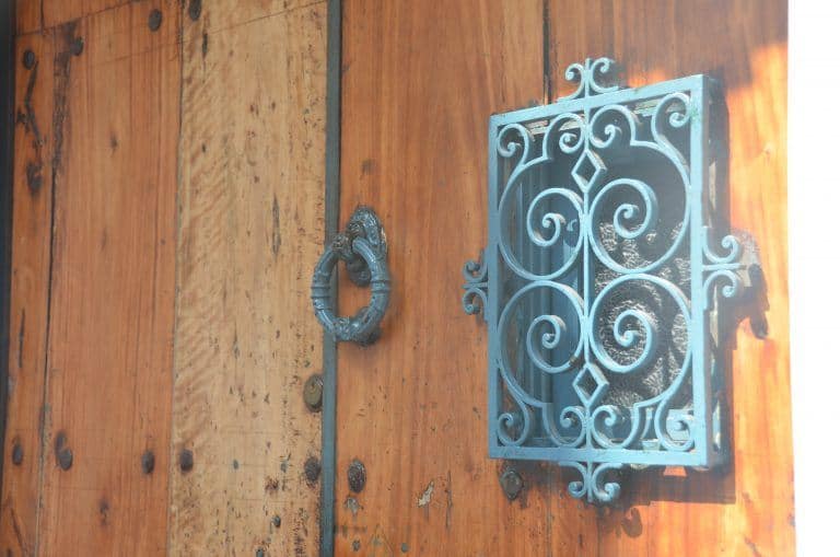 Bogota, La Candelaria – door, Dec.2016 (Bogota)
