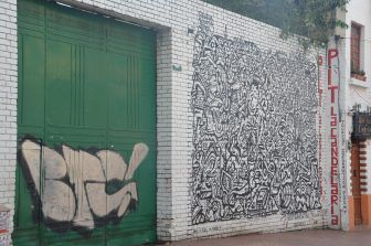ボゴタ、ラ・カンデラリア－壁画３ 2016年12月