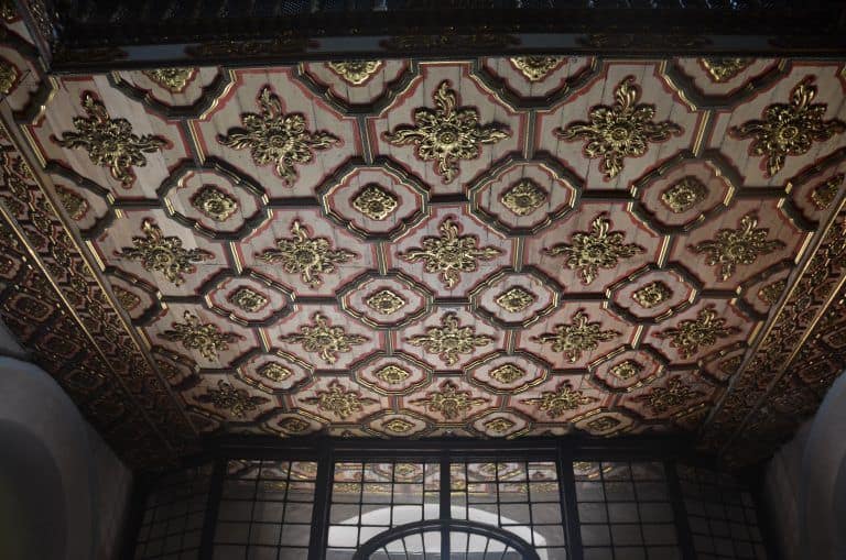 Bogota, La Candelaria – ceiling of a church, Dec.2016 (Bogotá)