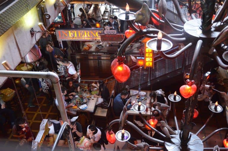 Bogota, restaurant – inside, Dec.2016 (Bogotá)