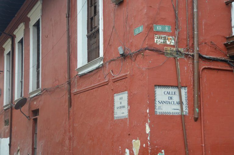 Bogota – on the corner, Dec.2016 (Bogotá)