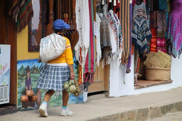 Raquira – vendor, Dec.2016 (Ráquila)