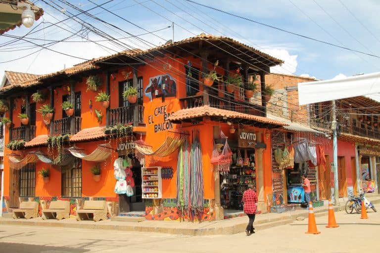 Raquira – orange house, Dec.2016 (Raquira)