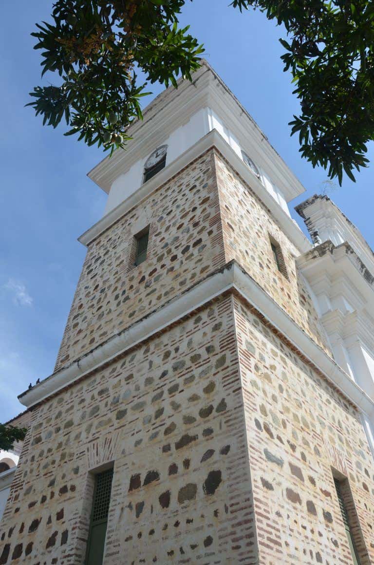 Santa Fe de Antioquia – look up the church, Dec.2016 (Santa Fé de Antioquia)
