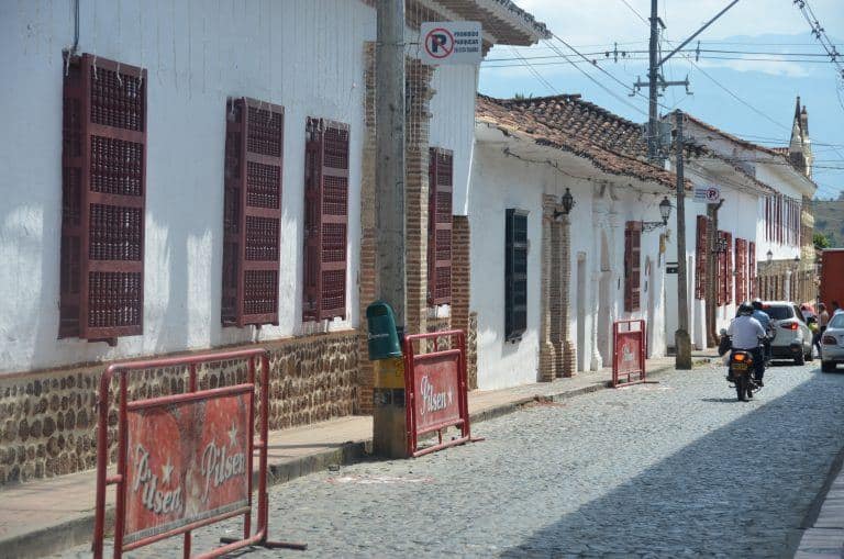 Santa Fe de Antioquia – red windows, Dec.2016 (Santa Fé de Antioquia)