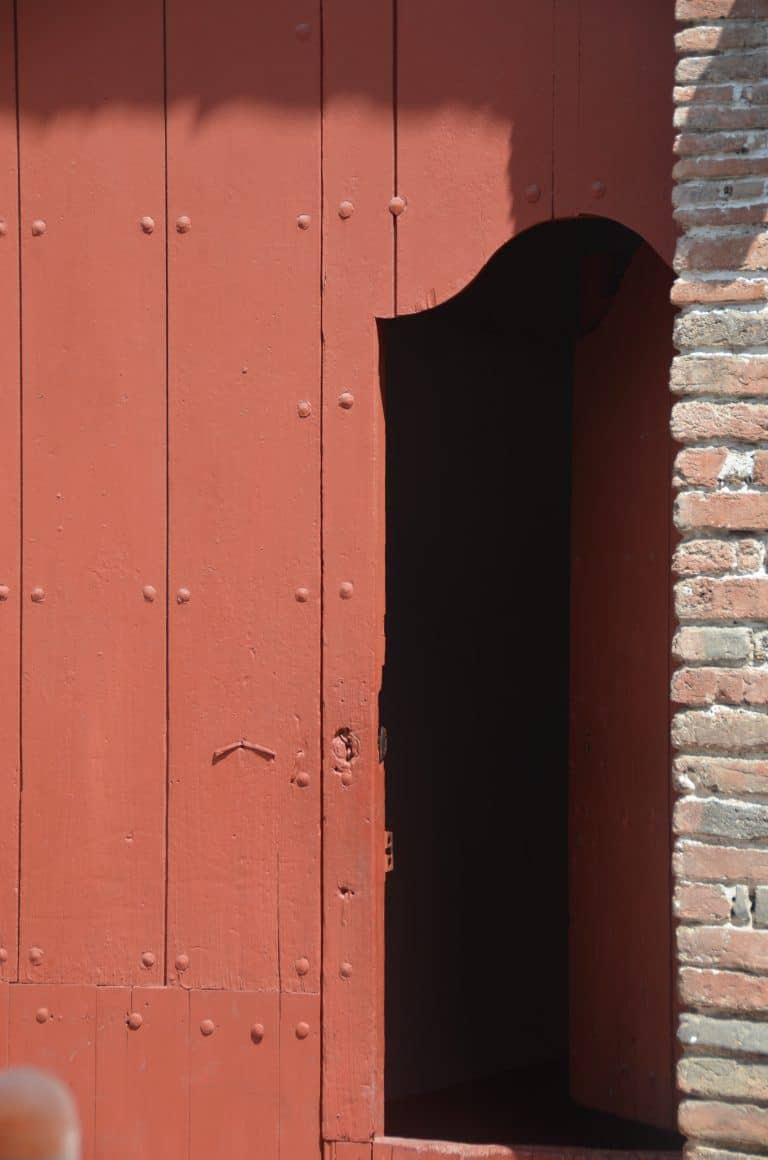 Santa Fe de Antioquia – red door, Dec.2016 (Santa Fé de Antioquia)