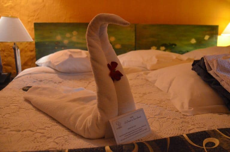Villa de Leyva, hotel – on the bed, Dec.2016 (Villa de Leyva)