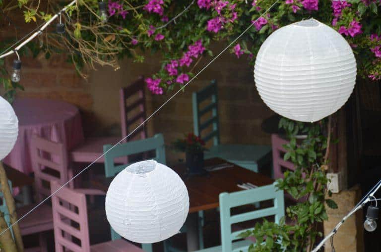 Villa de Leyva, restaurant – lamps and chairs, Dec.2016 (Villa de Leyva)