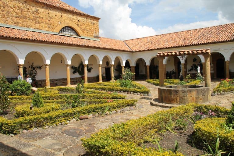 Convento Santo Ecce-Homo – court yard, Dec.2016 (Villa de Leyva)