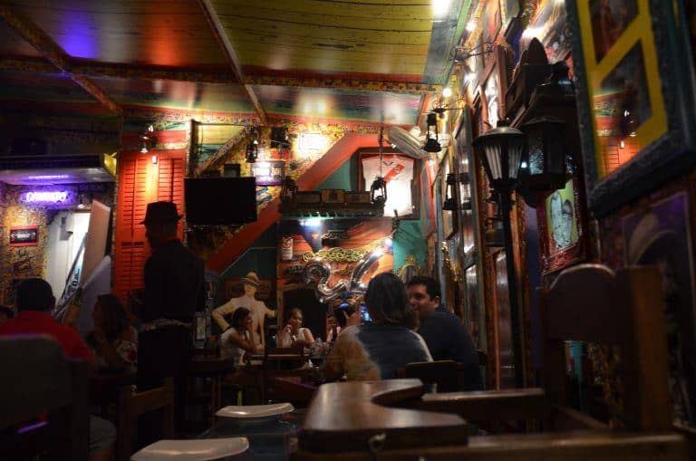 Cartagena at night, restaurant – interior 1, Jan.2017 (Cartagena)