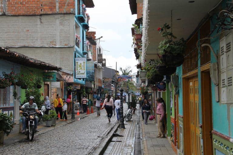 Guatape (12) (Guatape)