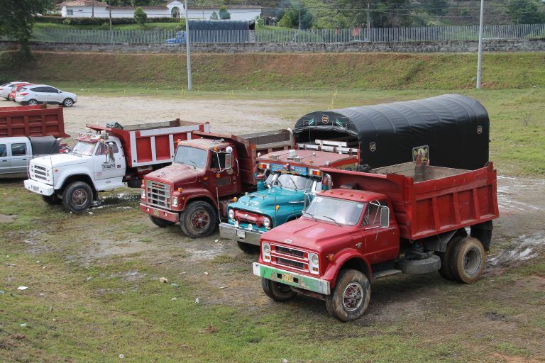 Guatape – trucks, Dec.2016 (Guatape)