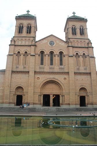 Medellin, cathedral – reading, Dec.2016