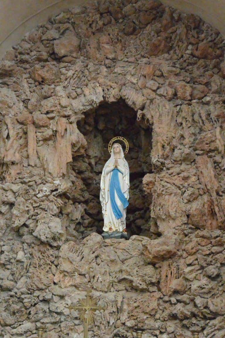 Tavira – statue of Virgin Mary, Feb.2017 (Tavira)