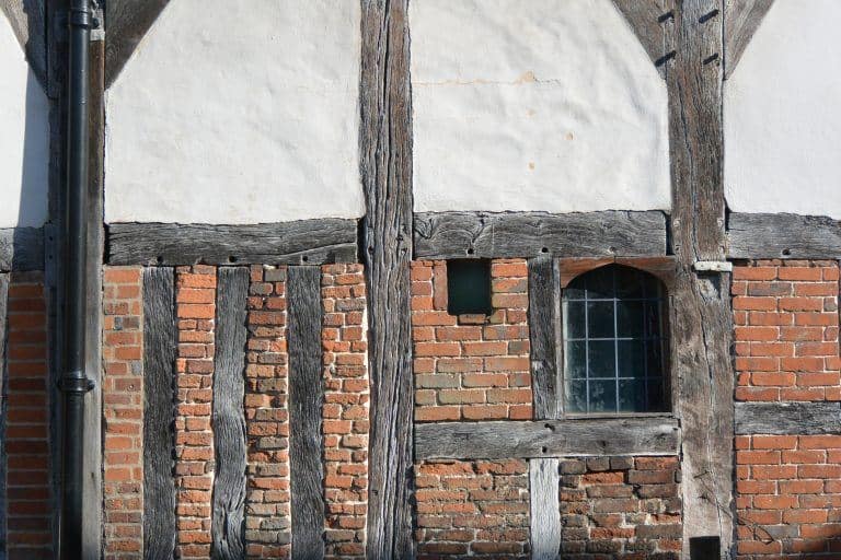 Winchester – detail of the wall, Mar.2017 (Winchester)